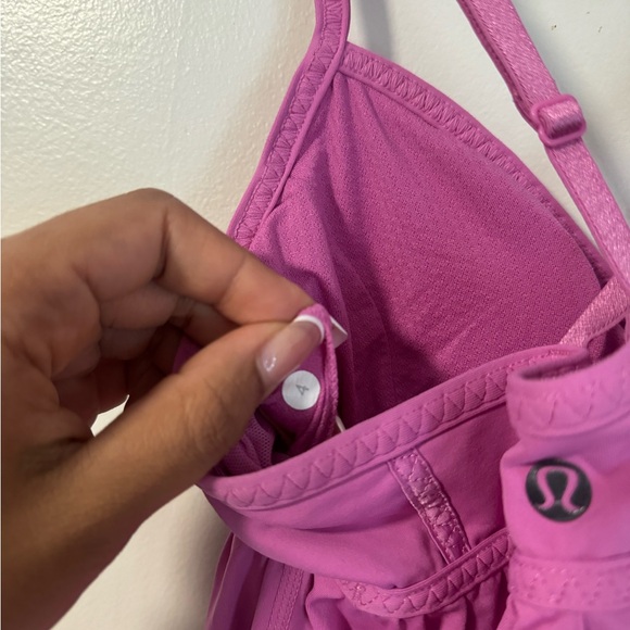 EUC LULULEMON TOP - Picture 4 of 7